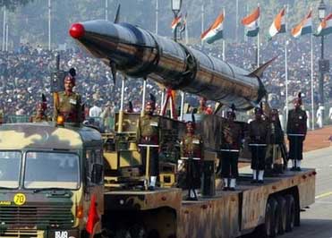 Индия възобновява изпитанията с ракети
