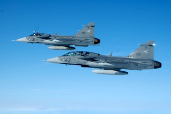Нови шведски изтребители попълниха състава на унгарските ВВС