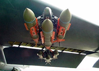 Boeing прави допълнително 13000 управляеми бомби