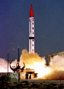 Пакистан проведе поредни изпитания на нова балистична ракета
